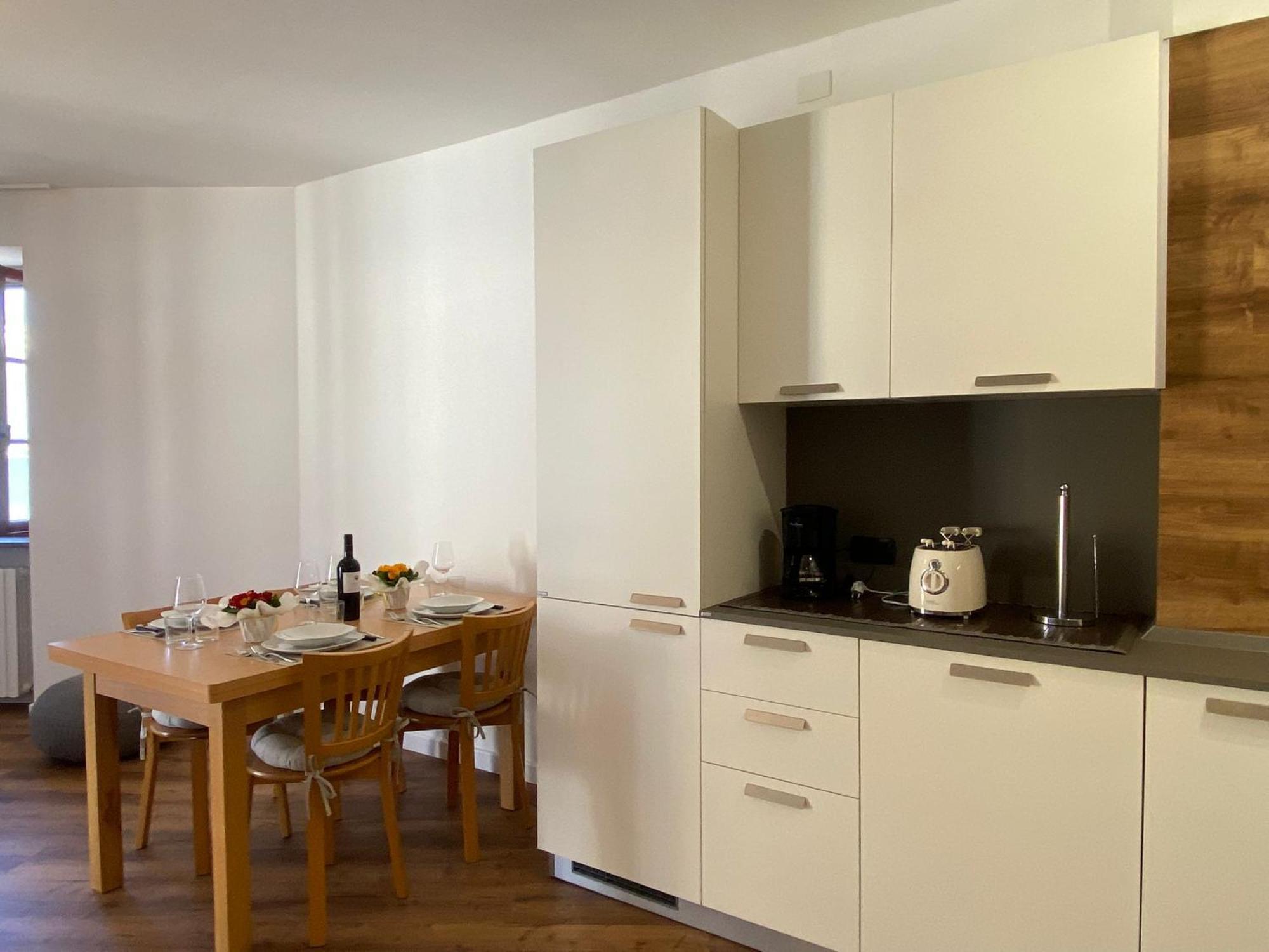 Lakeside Apartment Gravedona Luaran gambar