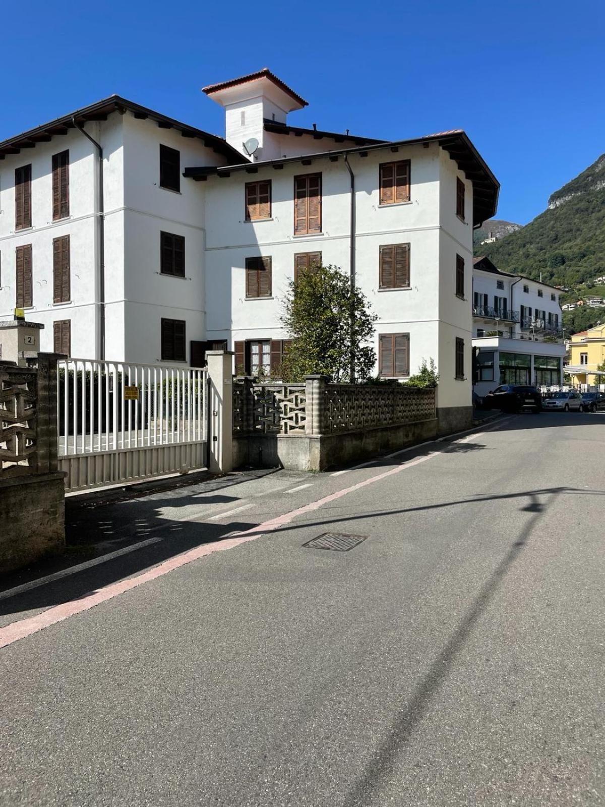Lakeside Apartment Gravedona Luaran gambar